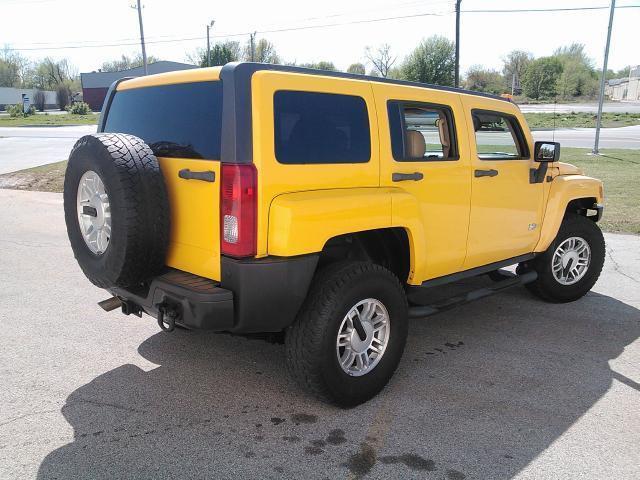 Hummer H3 2006 photo 13