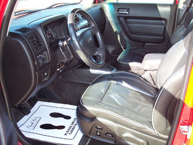 Hummer H3 2006 photo 1