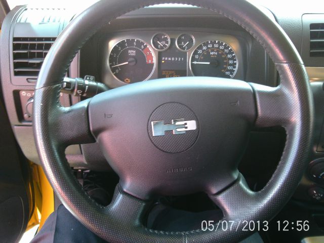 Hummer H3 2006 photo 8