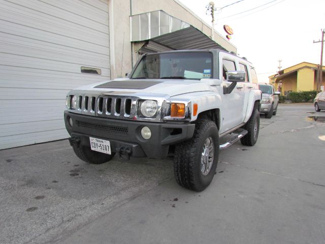 Hummer H3 2006 photo 2