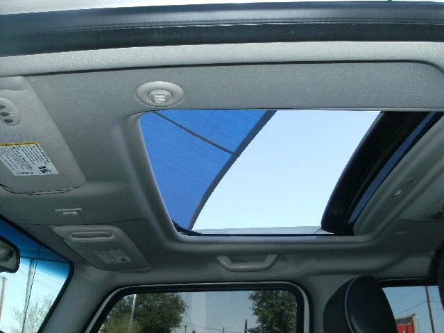 Hummer H3 2006 photo 2