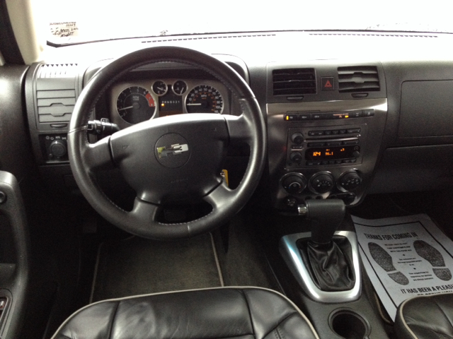 Hummer H3 Scion XB SUV