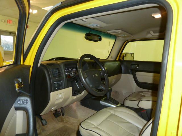 Hummer H3 2006 photo 3