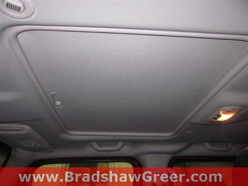 Hummer H3 2006 photo 2