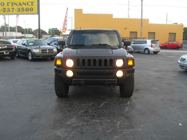 Hummer H3 2006 photo 1