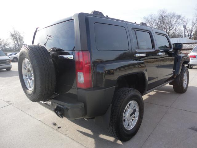 Hummer H3 2006 photo 4