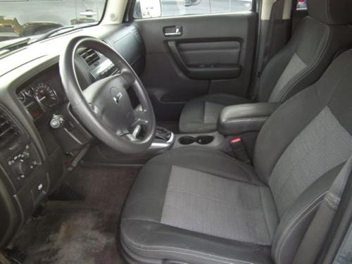 Hummer H3 2006 photo 1