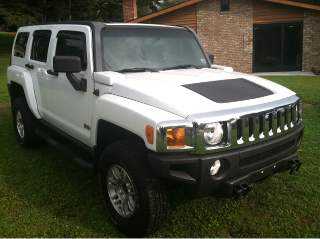 Hummer H3 2006 photo 1