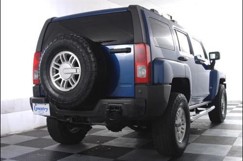 Hummer H3 2006 photo 2