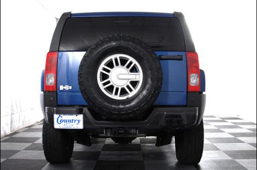 Hummer H3 2006 photo 3