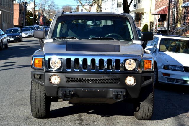 Hummer H3 Scion XB SUV