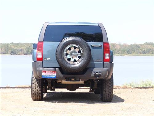 Hummer H3 2006 photo 2