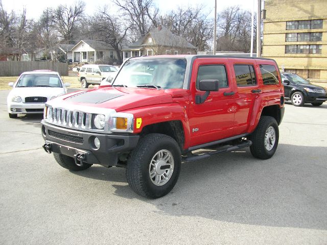 Hummer H3 2006 photo 2