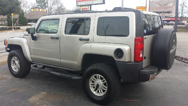 Hummer H3 2006 photo 3