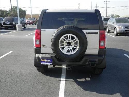 Hummer H3 2006 photo 3