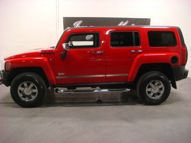 Hummer H3 2006 photo 1