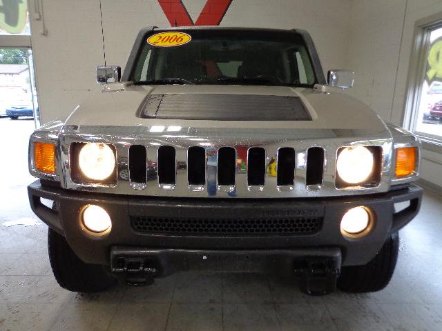 Hummer H3 2006 photo 3