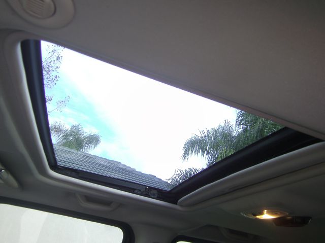 Hummer H3 2006 photo 2