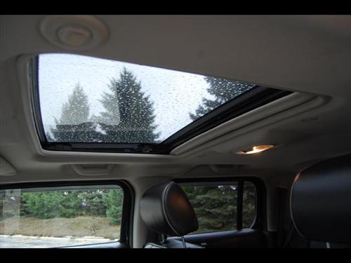 Hummer H3 Wagon SE Other