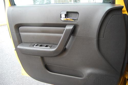 Hummer H3 Wagon SE Other