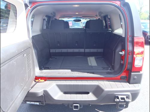 Hummer H3 Wagon SE Other