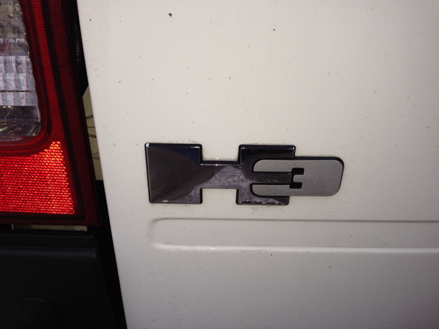 Hummer H3 2006 photo 1