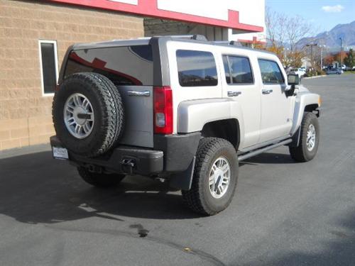 Hummer H3 2006 photo 2