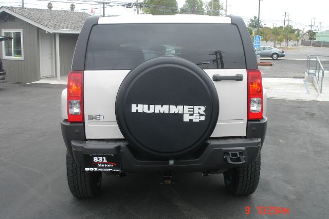 Hummer H3 2006 photo 0