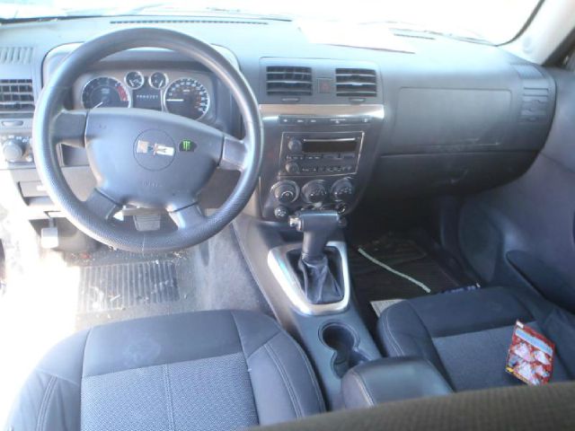 Hummer H3 2006 photo 1
