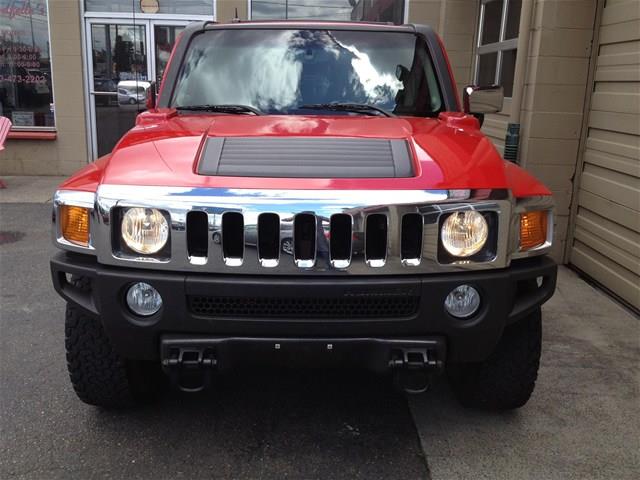 Hummer H3 2006 photo 1