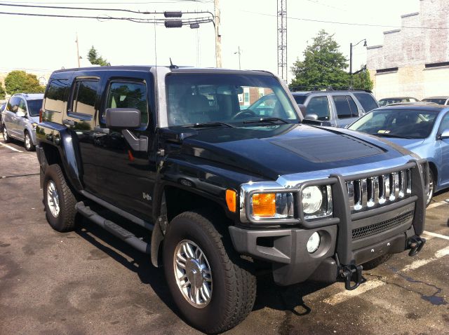 Hummer H3 2006 photo 2