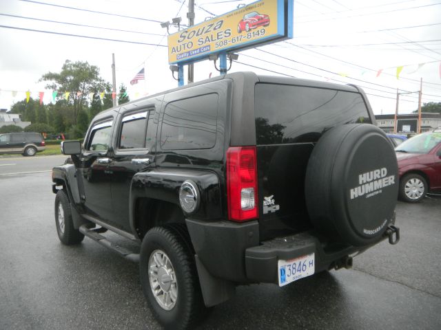 Hummer H3 2007 photo 2