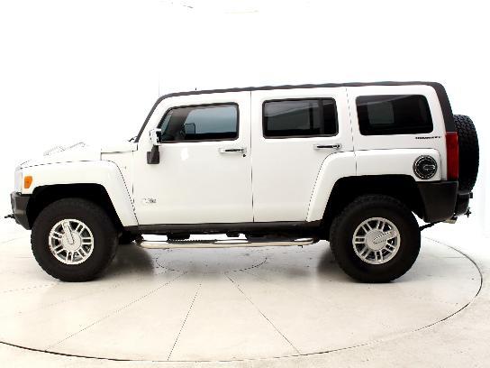 Hummer H3 2007 photo 2
