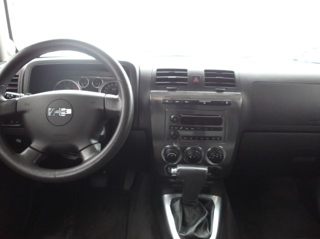 Hummer H3 2007 photo 1