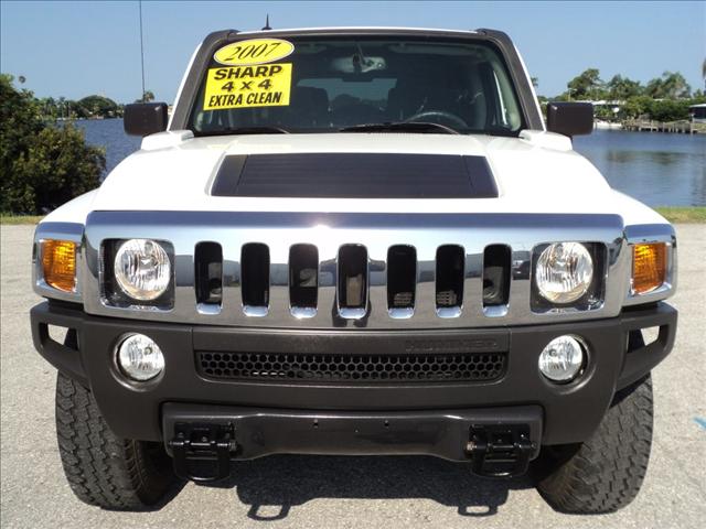 Hummer H3 2007 photo 1