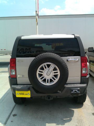 Hummer H3 2007 photo 3