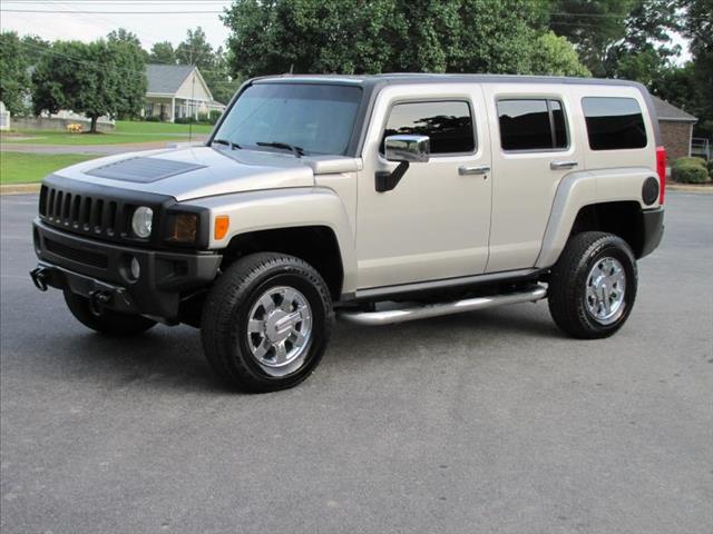 Hummer H3 2007 photo 2