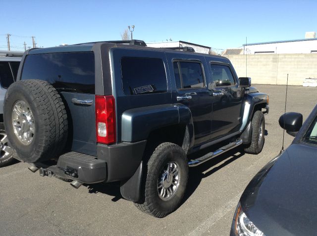 Hummer H3 2007 photo 2