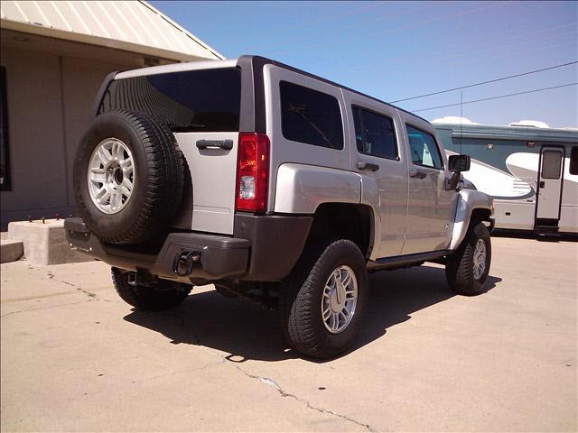 Hummer H3 2007 photo 3