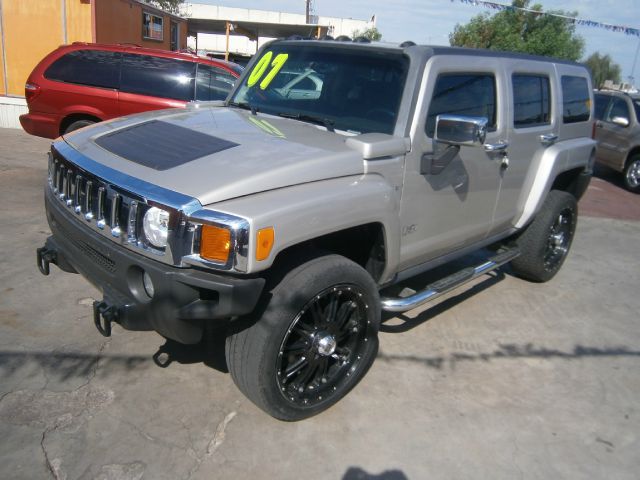 Hummer H3 Scion XB SUV