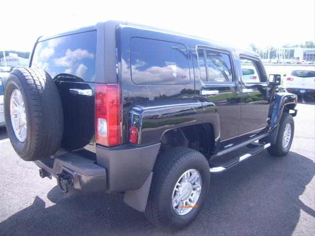 Hummer H3 2007 photo 3