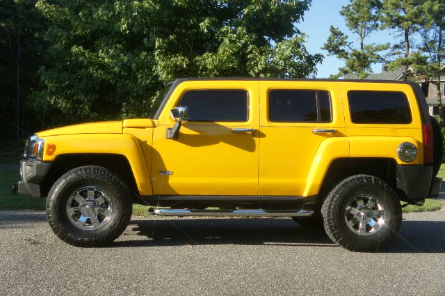 Hummer H3 2007 photo 2