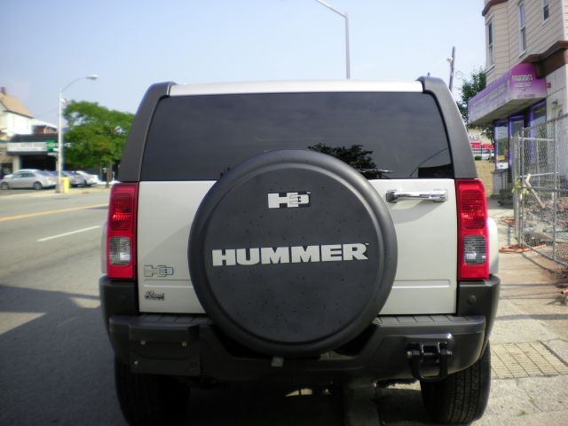 Hummer H3 2008 photo 2