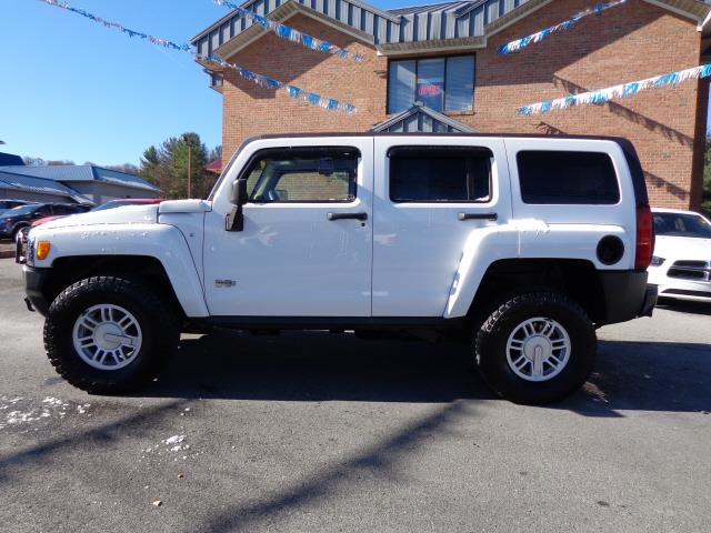 Hummer H3 2008 photo 3