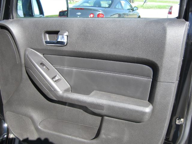Hummer H3 2008 photo 14
