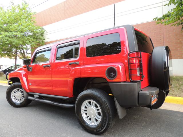 Hummer H3 2008 photo 2