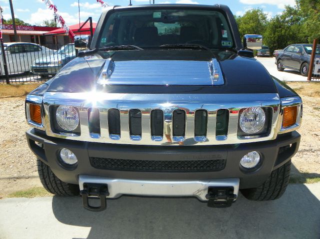 Hummer H3 Base SUV