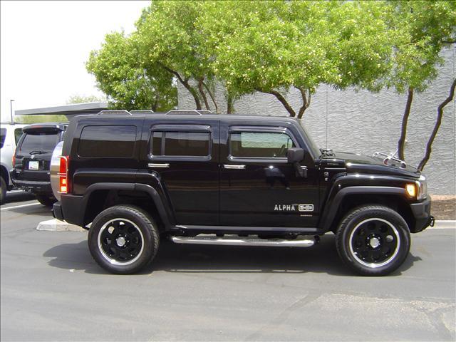 Hummer H3 2009 photo 2