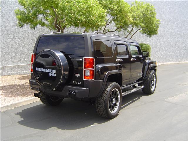 Hummer H3 2009 photo 3