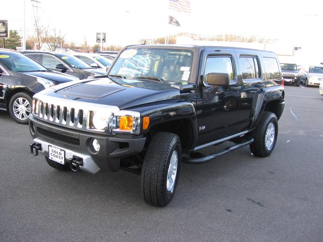 Hummer H3 2009 photo 2